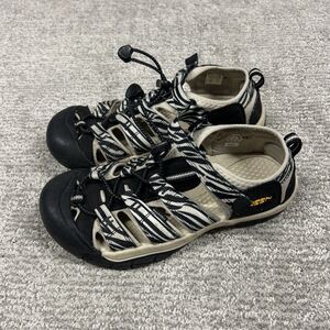 Keen Sandals Womens 5 Newport H2 Zebra Black White Waterproof EU 37 Youth 3.5